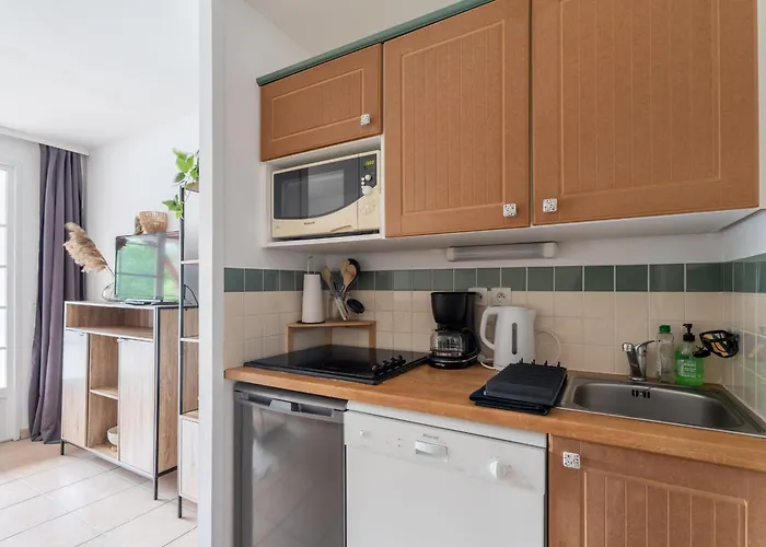 Avec Balcon Et Piscine - Golf De - 4 Pers - Fr-1-319-616 Appartement Biscarrosse