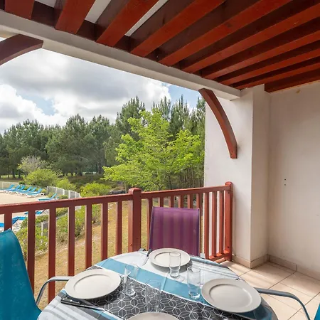 Apartment Avec Balcon Et Piscine - Golf De - 4 Pers